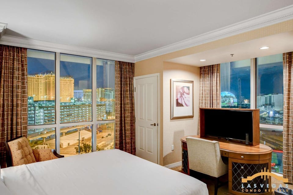 MGM Signature-09-821 1Br2Ba F1 Strip View Balcony Suite House in Las Vegas Strip