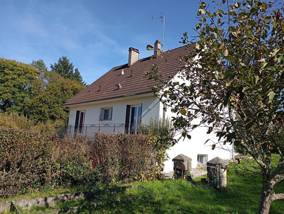 Property building, Garden, Garden view