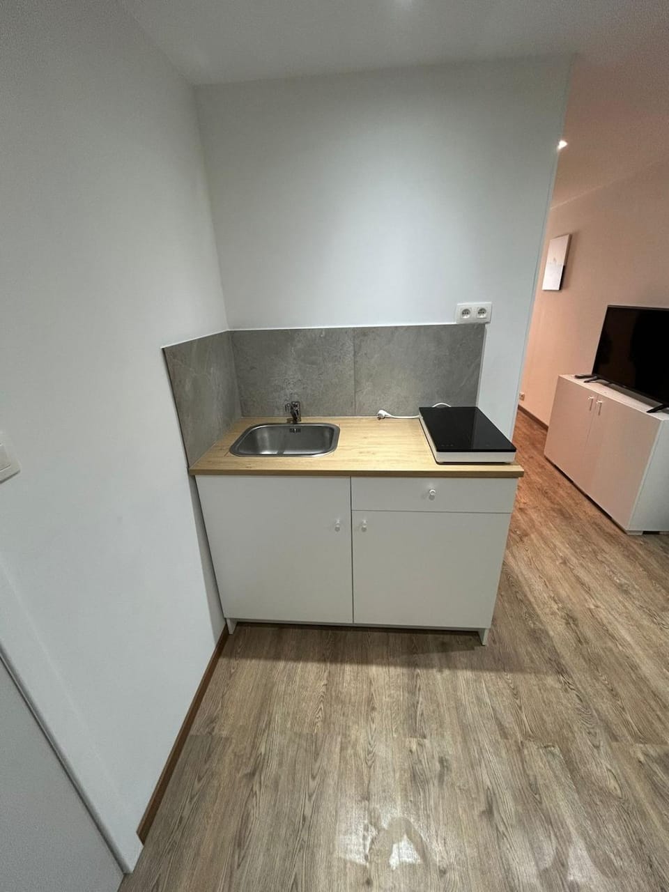 Le Loft Minimal Apartment in Wallonia, Belgium