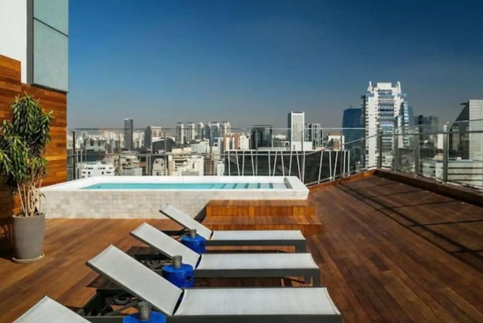 Solarium, Balcony/Terrace, Balcony/Terrace, Spa and wellness centre/facilities, City view, Pool view, Swimming pool, sunbed
