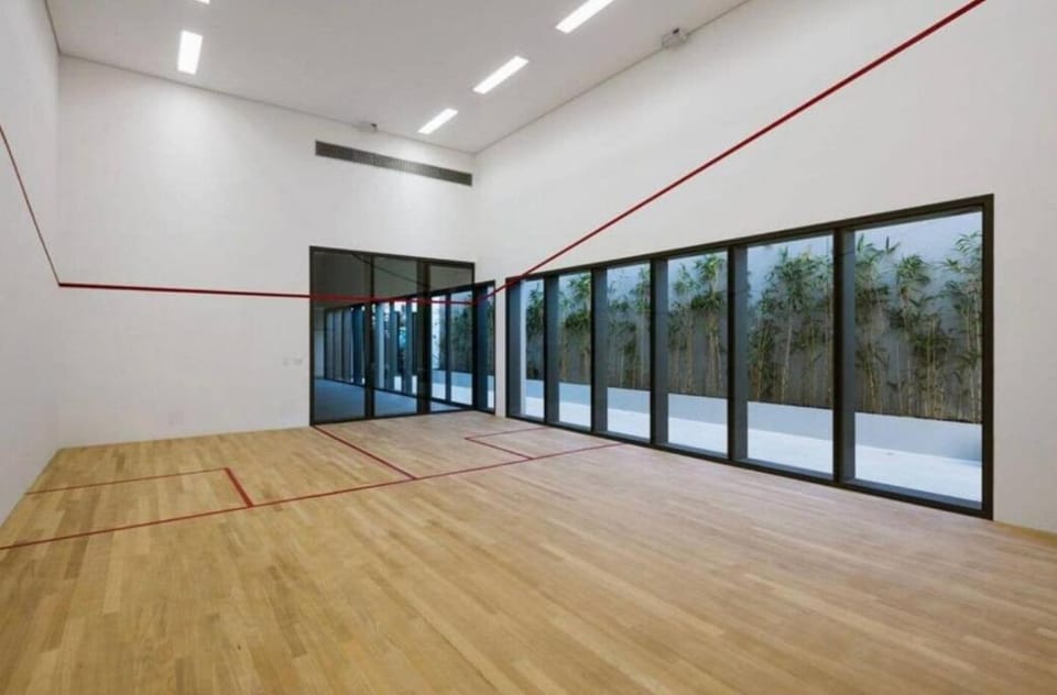 Squash, Fitness centre/facilities