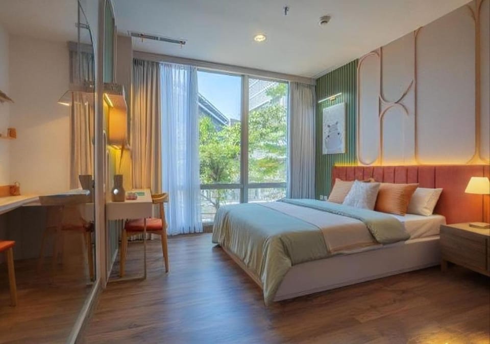 Bed, Bedroom