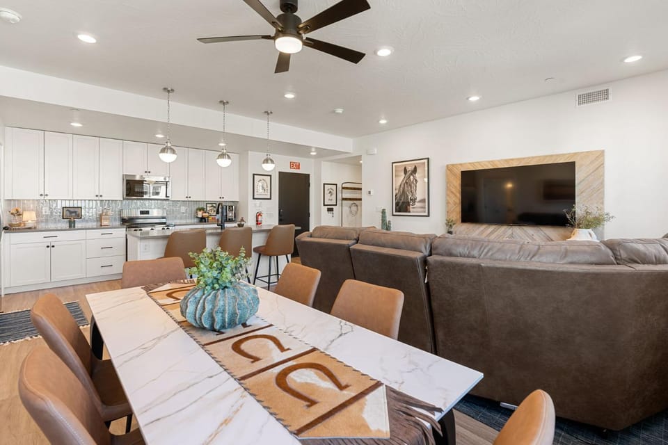 Mane Stay at Terra condo Apartment in Washington