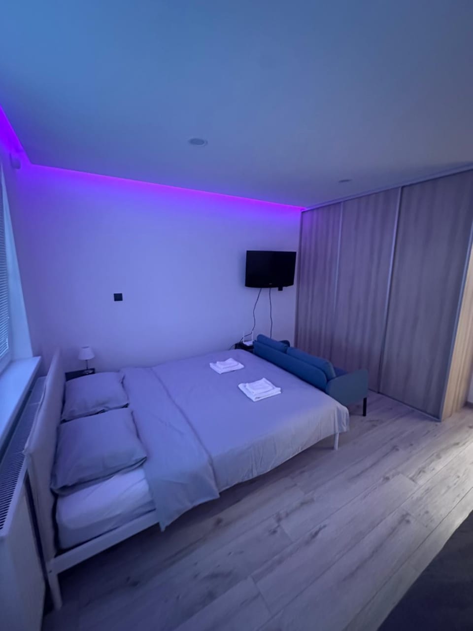 Light apartment near City Center with easy transport access Apartment in Bratislava