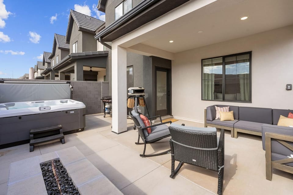 Long Drive townhouse House in Washington
