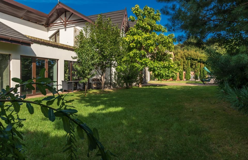 Garden, Garden view