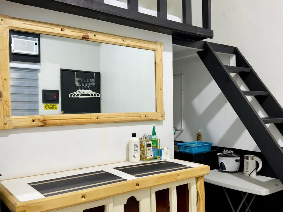 Murang Baguio Transient with Aircon - BAWAL sa MAARTE Apartment in Baguio