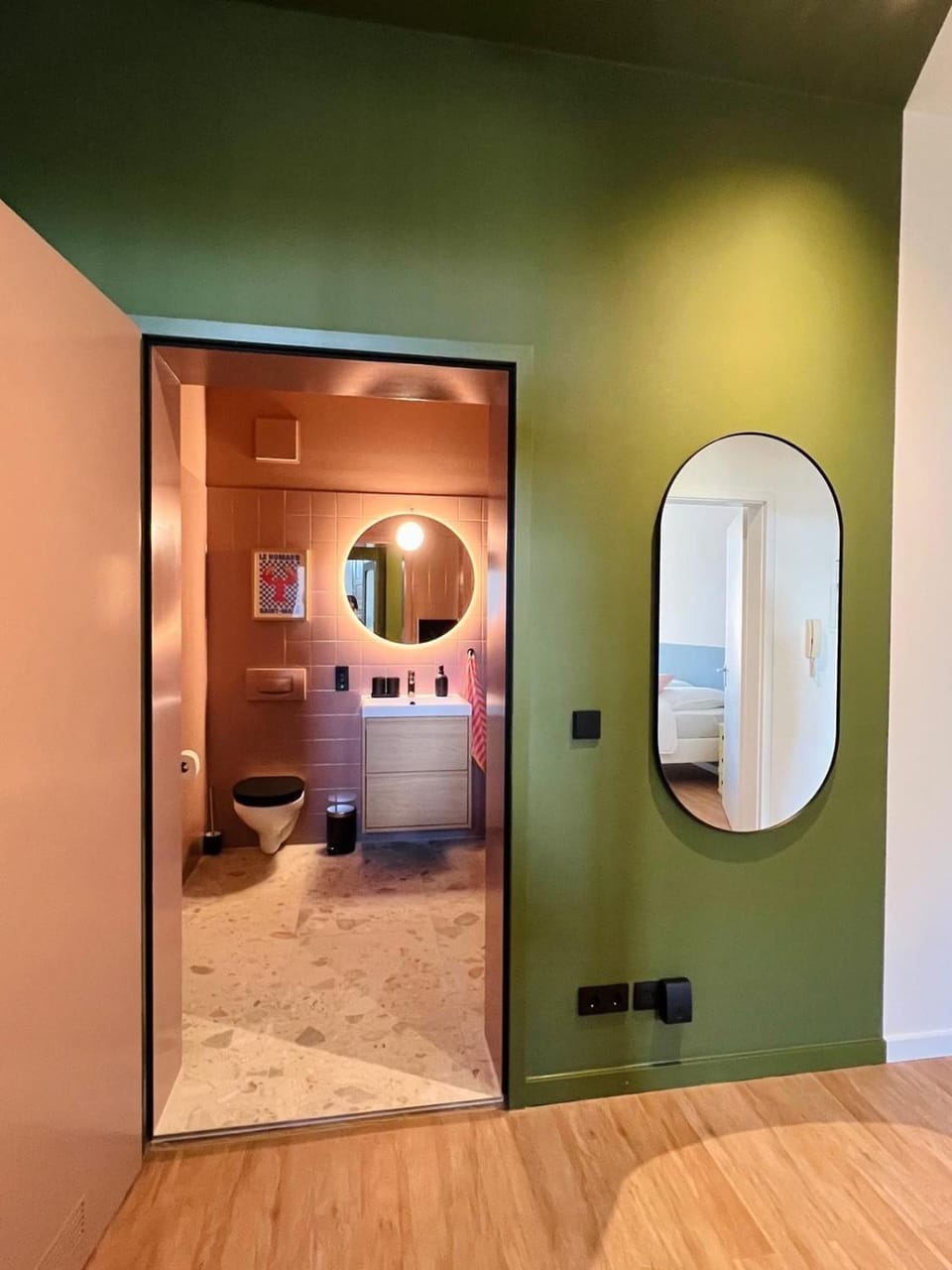 Bathroom, Photo of the whole room