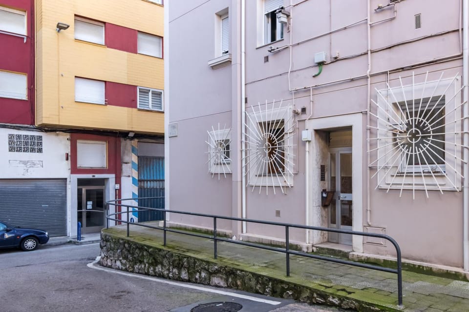 Masstige Apartment in Santander