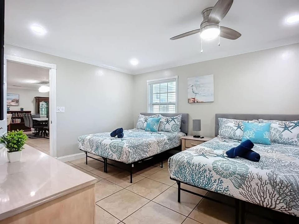 Siesta Key Paradise for Beach Lovers House in Sarasota