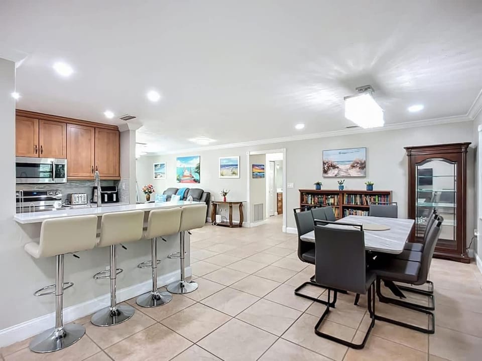 Siesta Key Paradise for Beach Lovers House in Sarasota
