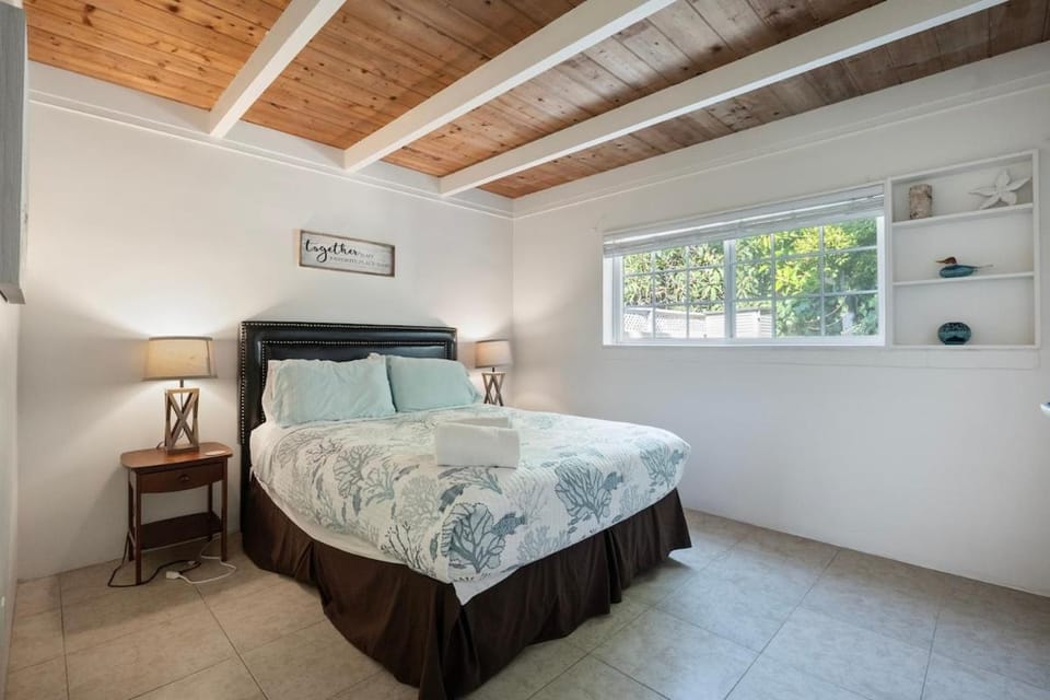 Heart of La Jolla Village cottage House in La Jolla