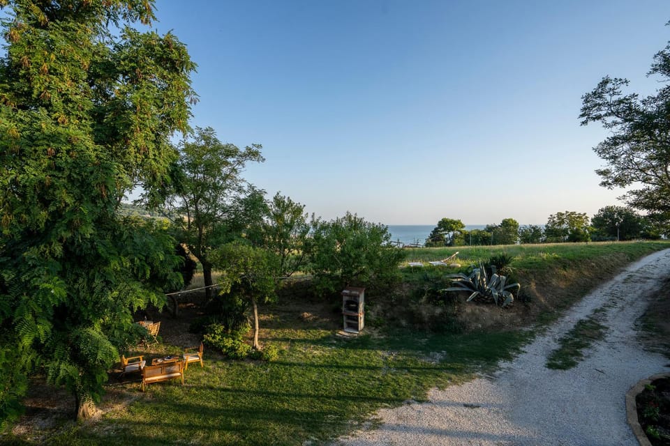 Casa Tobira - casale panoramico sul mare in collina Apartment in Marche
