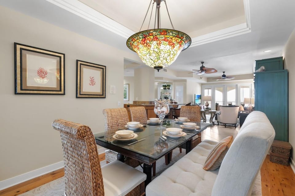 Royal Heritage Point on Marco Bay Apartment in Marco Island