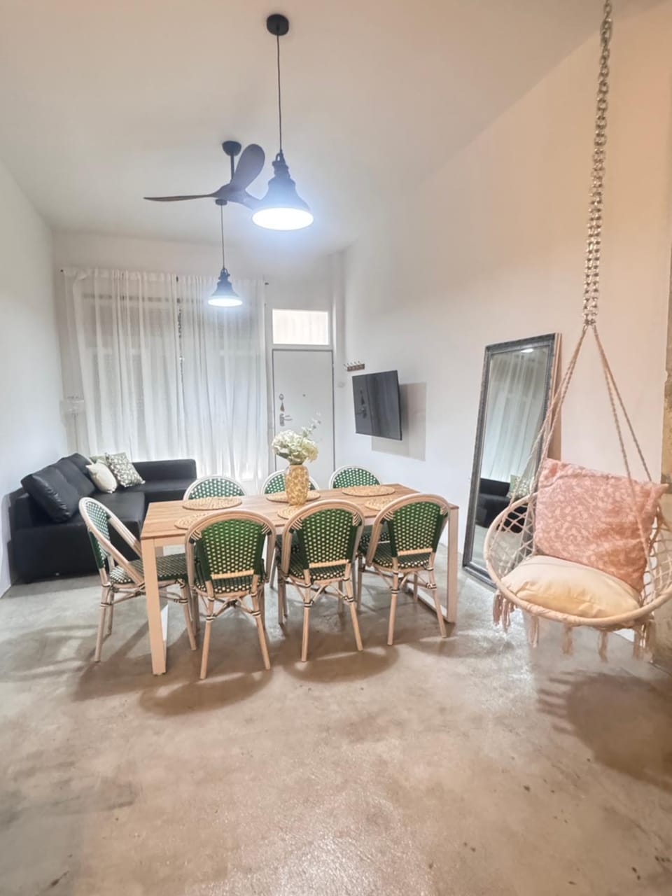 Amazing For Six Apartment in Madrid