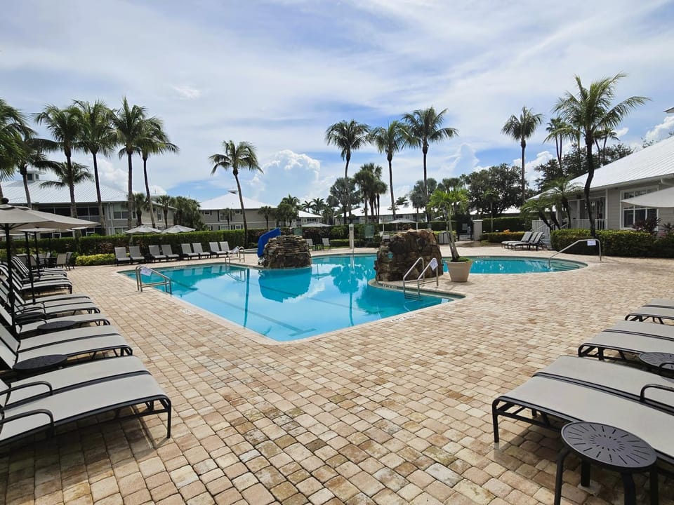 Lely GreenLinks Flamingo Golf Villa Apartment in Lely Resort