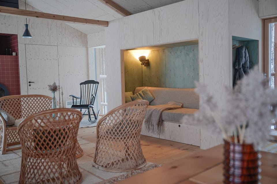 Living room, Seating area