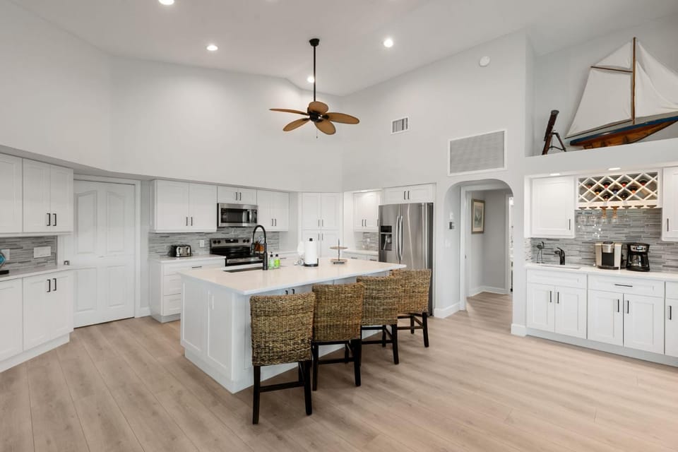 Island Twilight Delight House in Marco Island