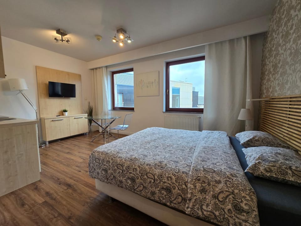 Bed, TV and multimedia