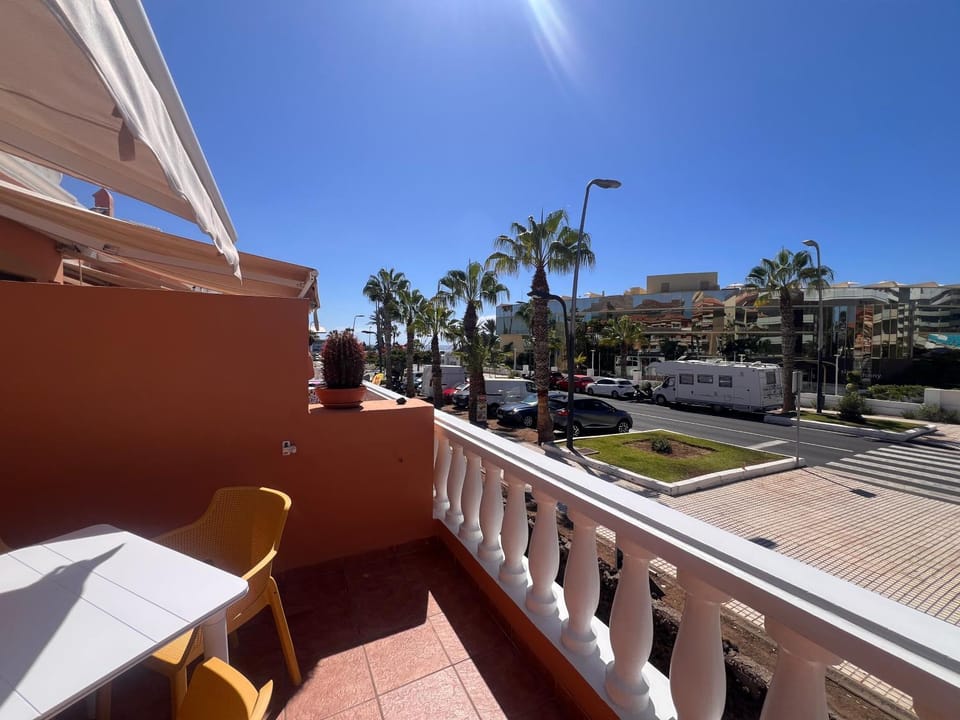 Day, View (from property/room), Balcony/Terrace, Parking
