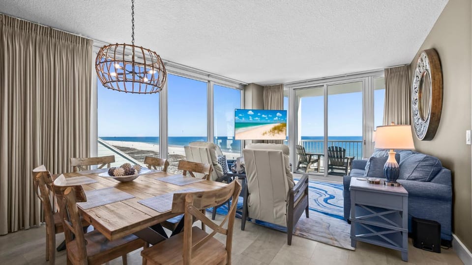 Island Tower Turquoise Tide 501 Apartment in West Beach