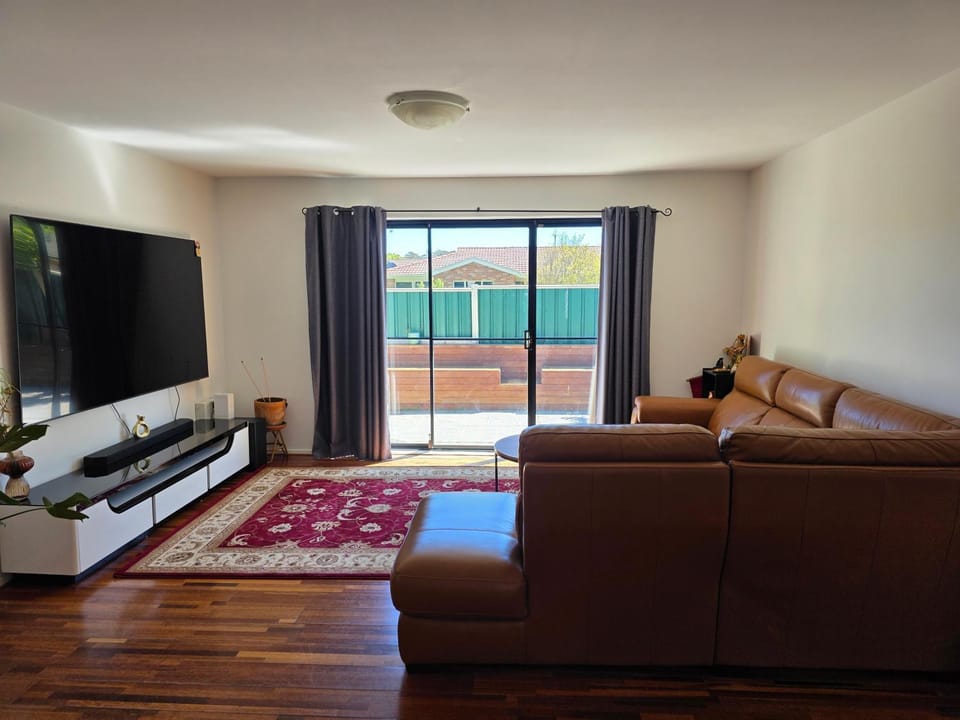 Hide out Bed and Breakfast in Canberra