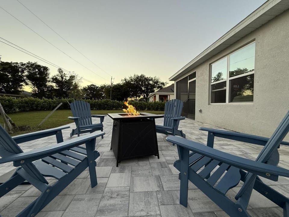 Hot Tub Haven by Hospitals & Beach House in Cape Coral