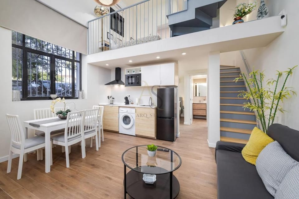 NEW Modern Independent House Central Area ARQ Apartment in Malaga
