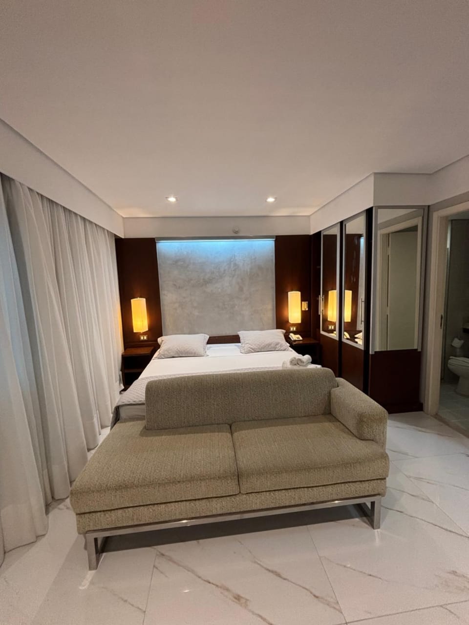 Hotel Mel Luxuoso Ibirapuera Moema com garagem grátis piscina e ar cond 918 Hotel in Sao Paulo City