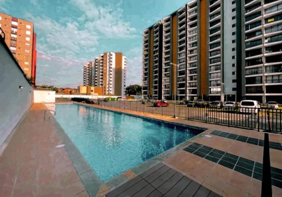 Swimming pool, Swimming pool