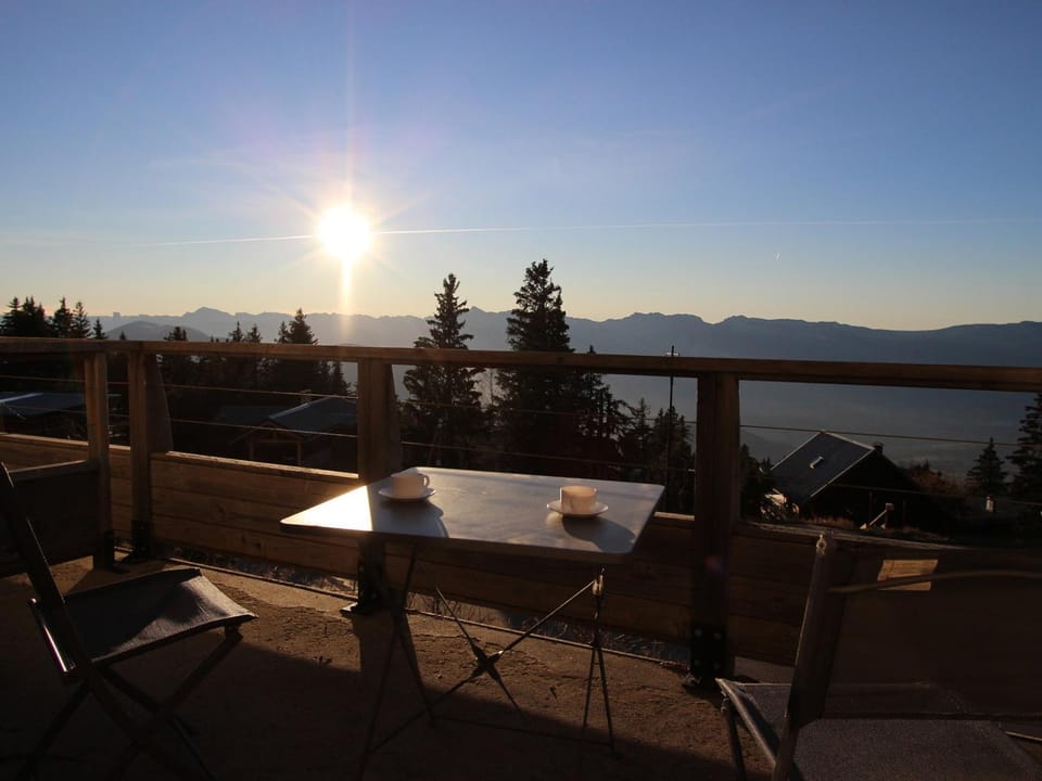 Studio cabine 4 pers à Chamrousse avec terrasse - FR-1-549-163 Cabin in Provence