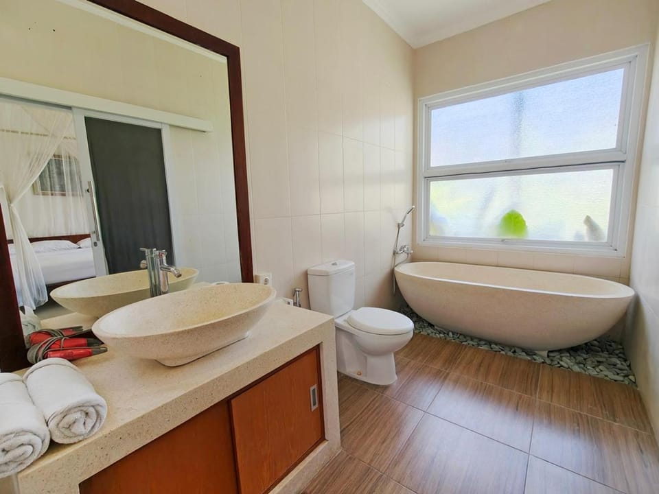 Shower, Bathroom, Bath