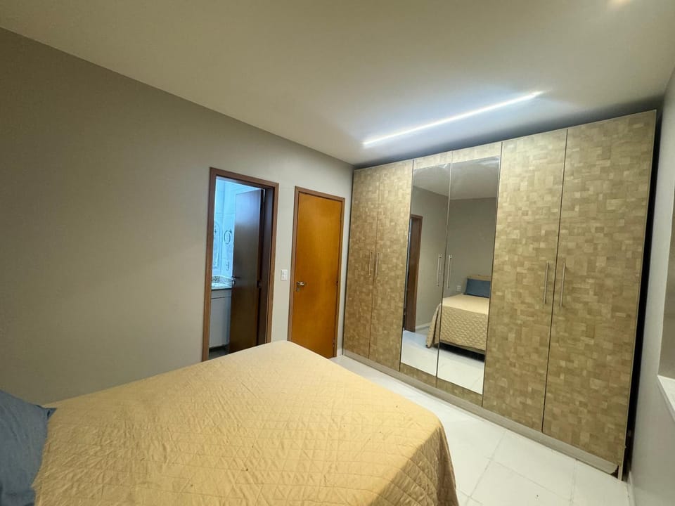 Bed, Photo of the whole room, wardrobe