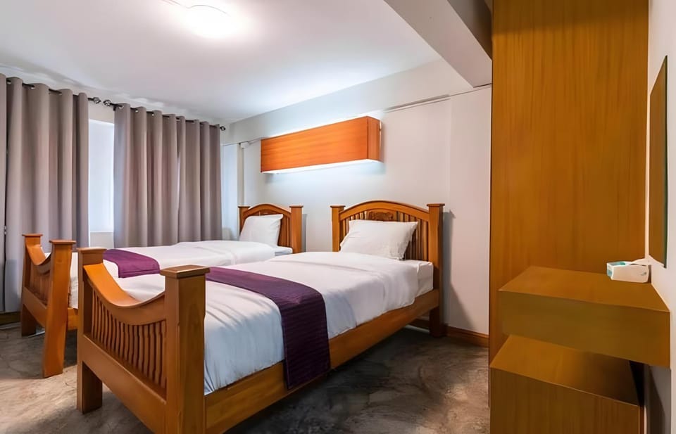 Bed, Photo of the whole room, Bedroom, wardrobe