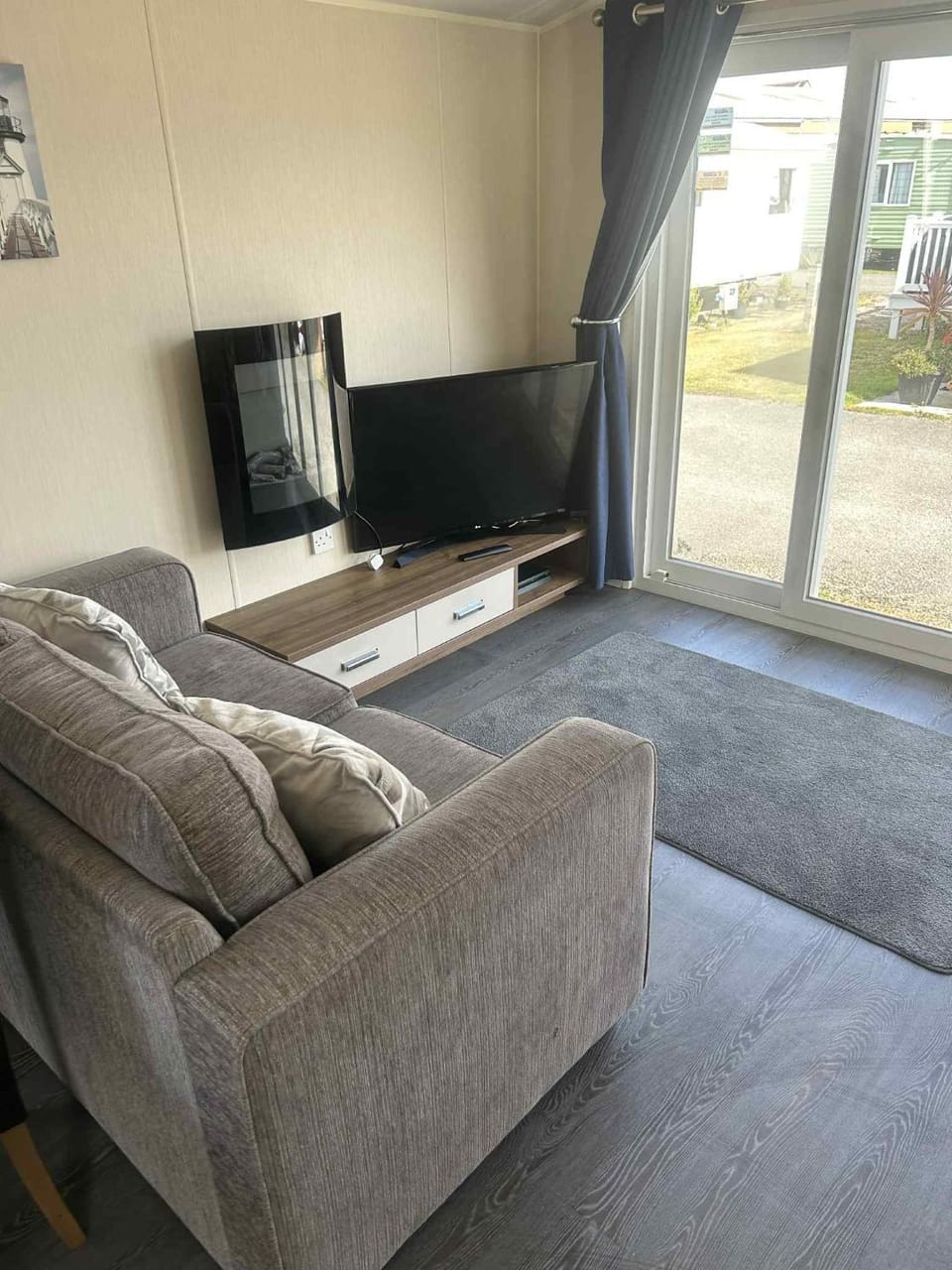 Newton Beach retreat Campground/ 
RV Resort in Porthcawl