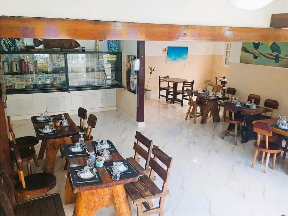 Dining area, Breakfast