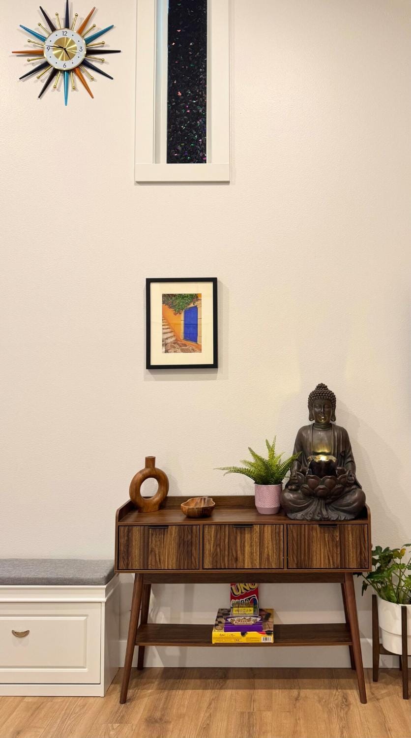 Living room, Decorative detail