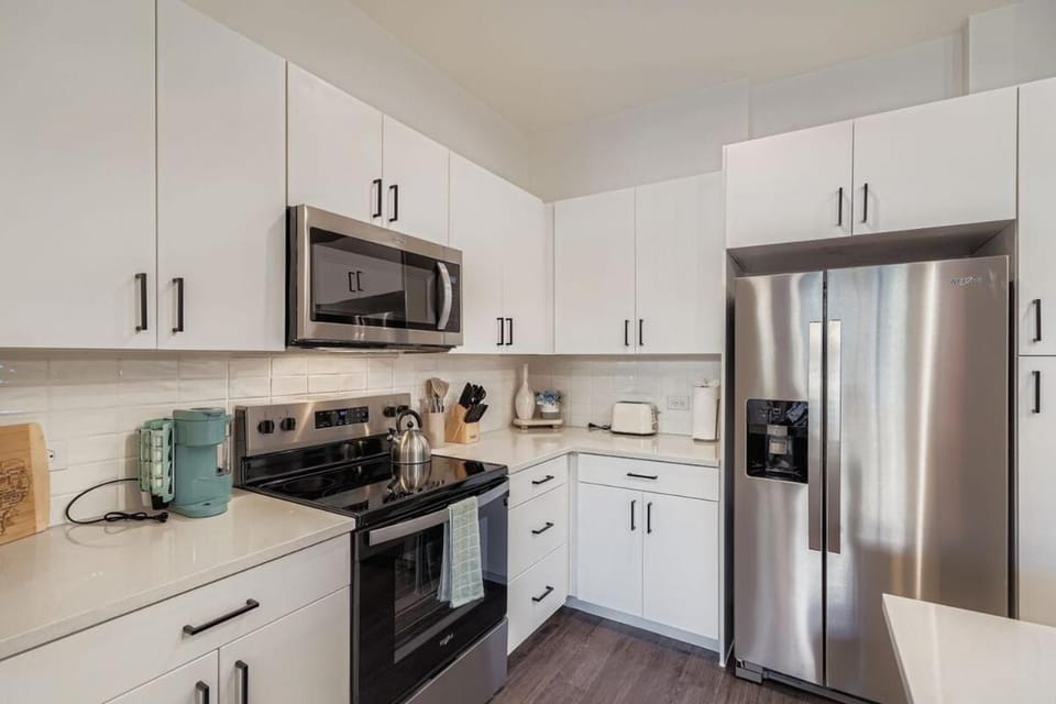 Casita Lone Star - Pool Views - Free Parking Apartment in Austin