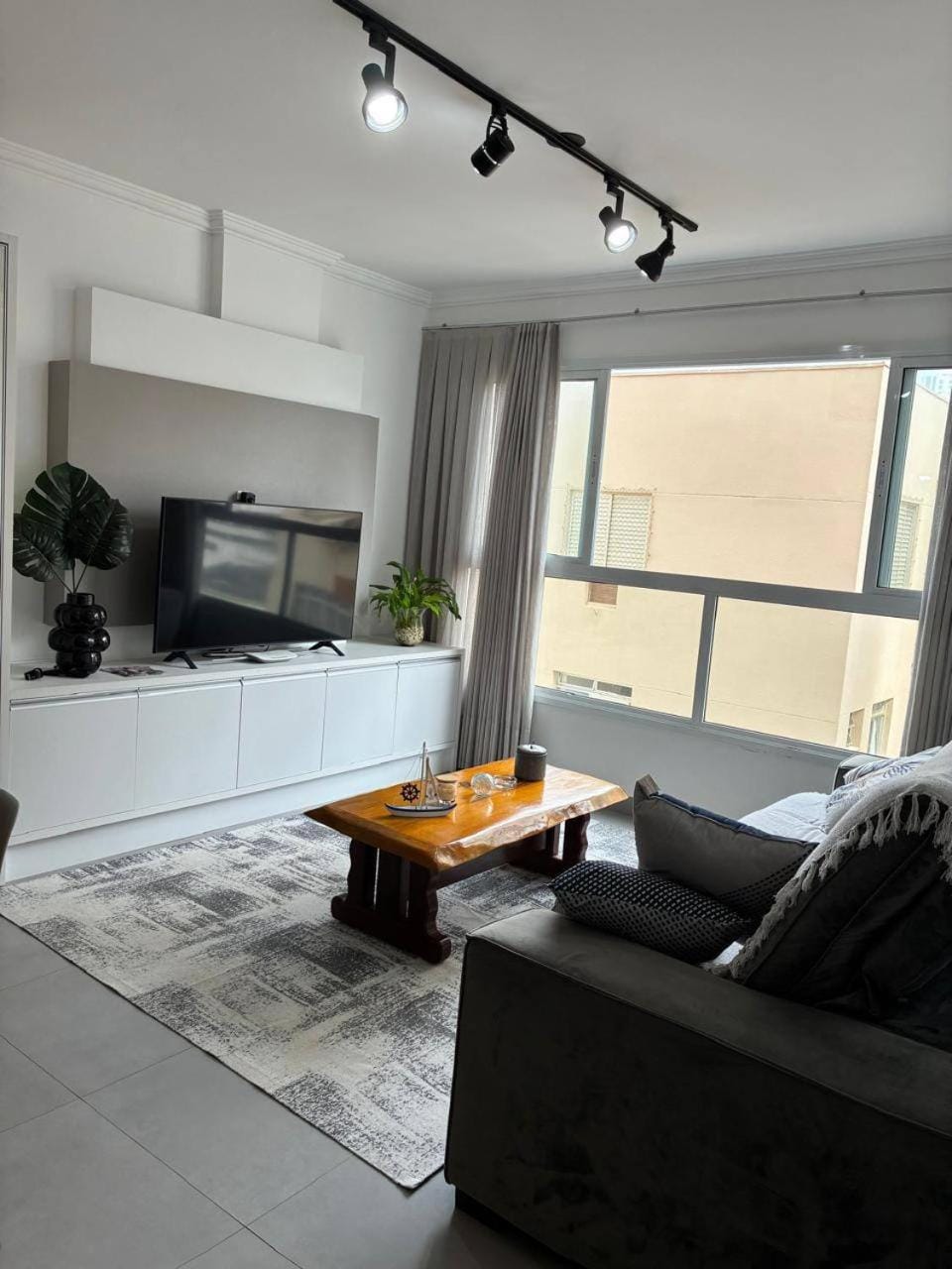 Apto Vista Mar, 10 minutos da Roda Gigante com Garagem Apartment in Balneário Camboriú