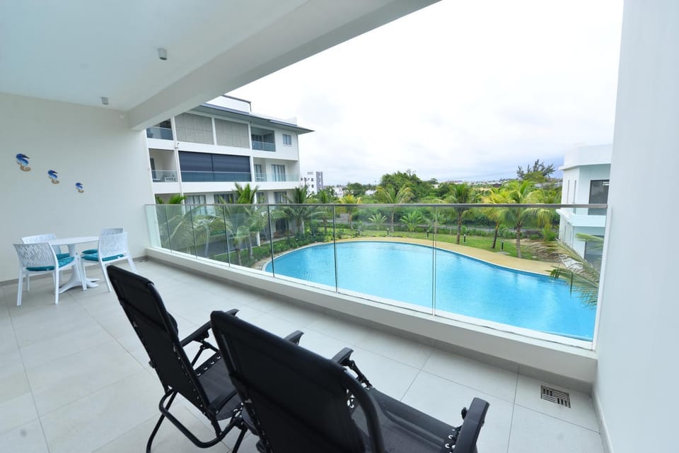 Balcony/Terrace, Swimming pool