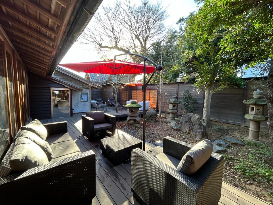 Patio, Inner courtyard view
