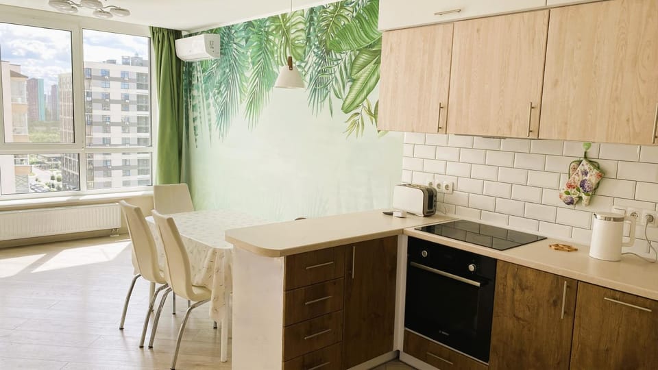 Kitchen or kitchenette, kitchen
