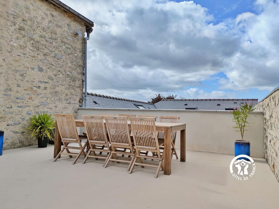Patio, Balcony/Terrace