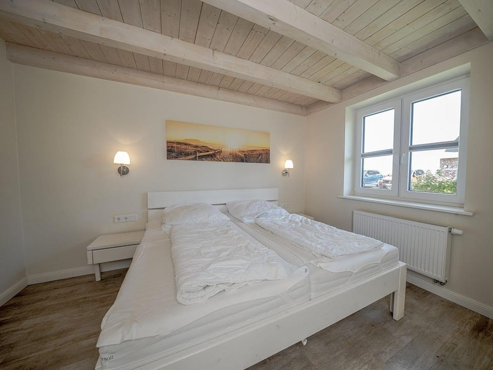 Ferienhaus Chaplin mit Kamin und eingezäuntem Garten House in Dagebüll