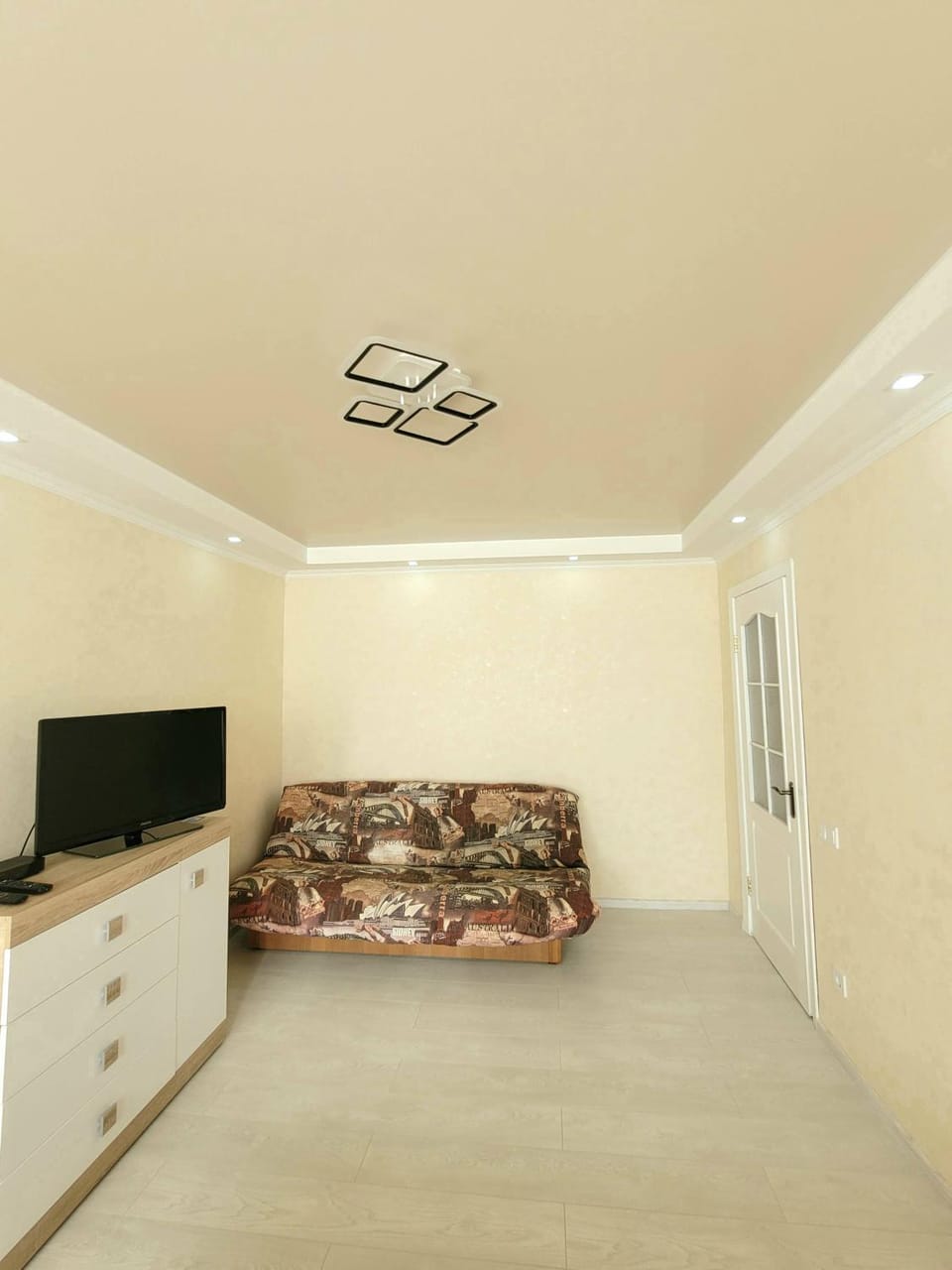 Сучасна 1-кімнатна квартира біля метро Політехнічний інститут Apartment in Kiev City - Kyiv