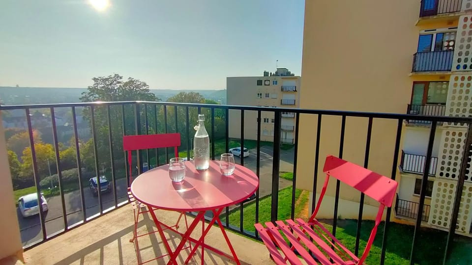 View (from property/room), Balcony/Terrace
