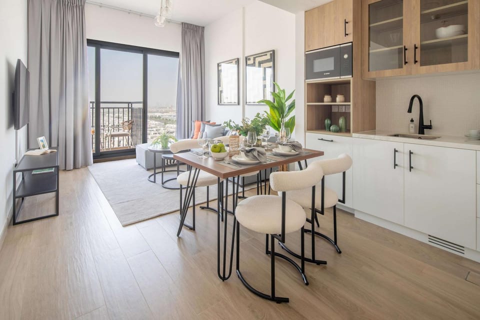 Kitchen or kitchenette, Living room, Dining area