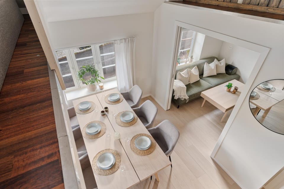 Living room, Dining area