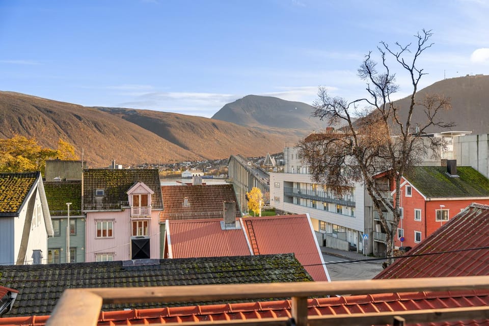 Natural landscape, City view, Mountain view