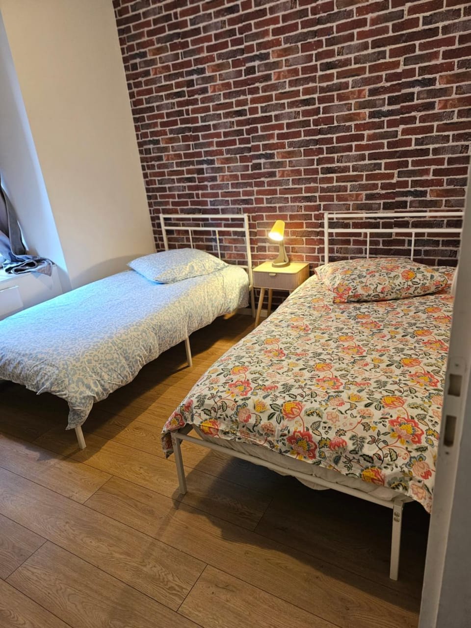 T3 entier confortable Centre historique de Montluçon Gare à 10 min à pied 5 personnes Apartment in Montluçon